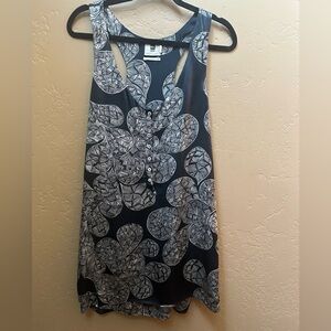 Quicksilver 100% Silk dress 
Size: M